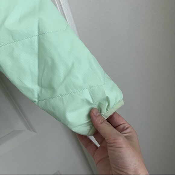 Patagonia Women's Mint Green Jacket Small - Picture 6 of 12